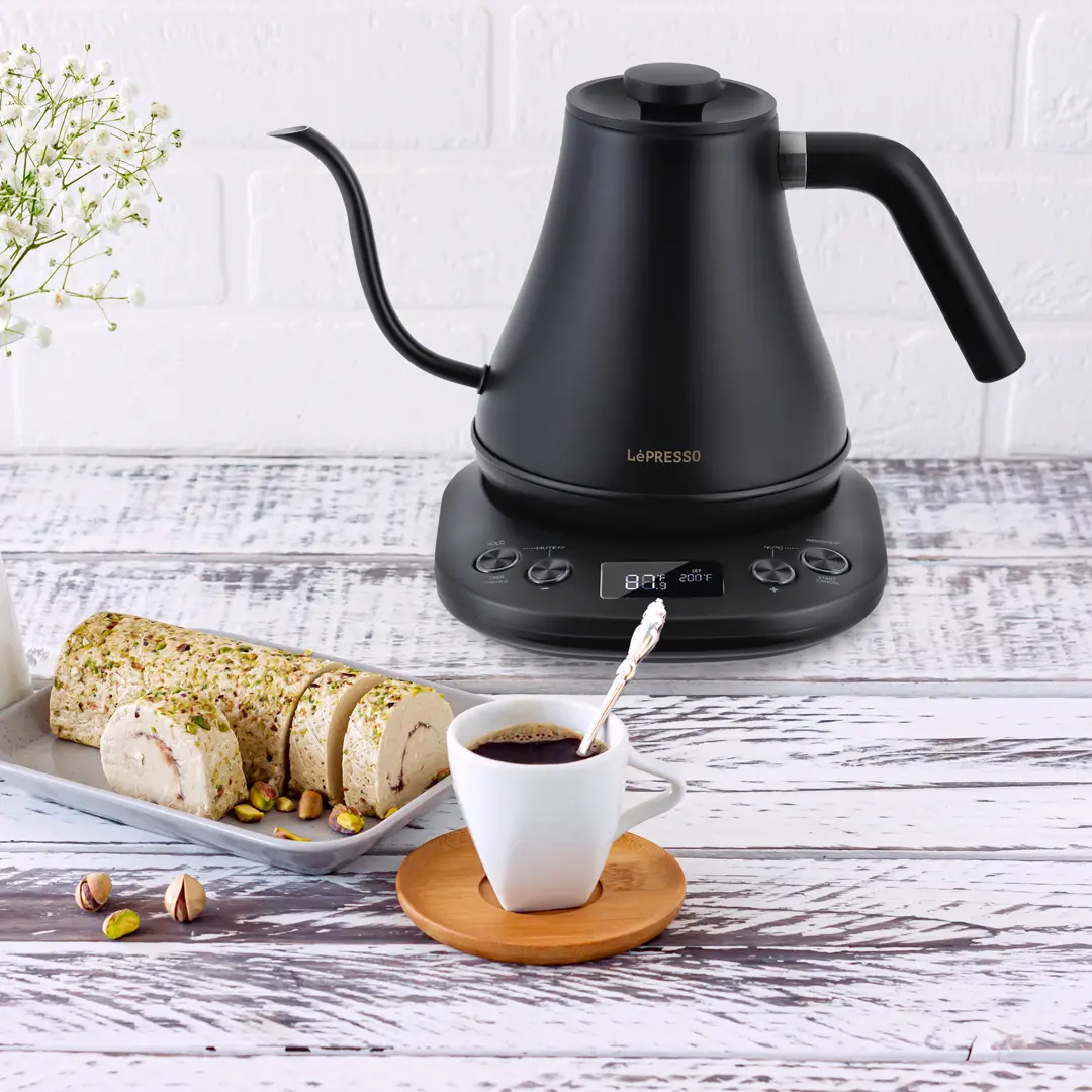 إبريق كهربائي من LePRESSO بجودة ممتازة. - Image 3